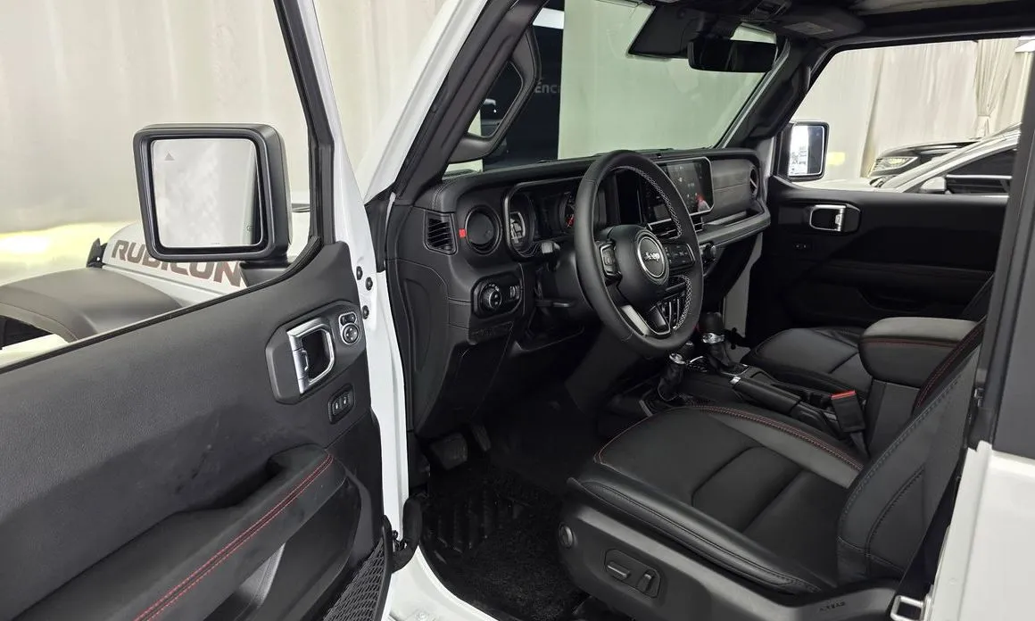 Jeep Wrangler — фото 7
