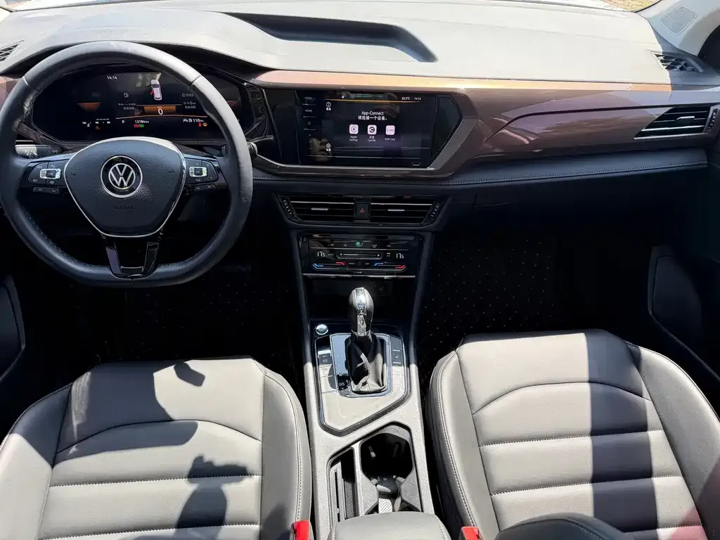 Volkswagen Tharu — фото 3