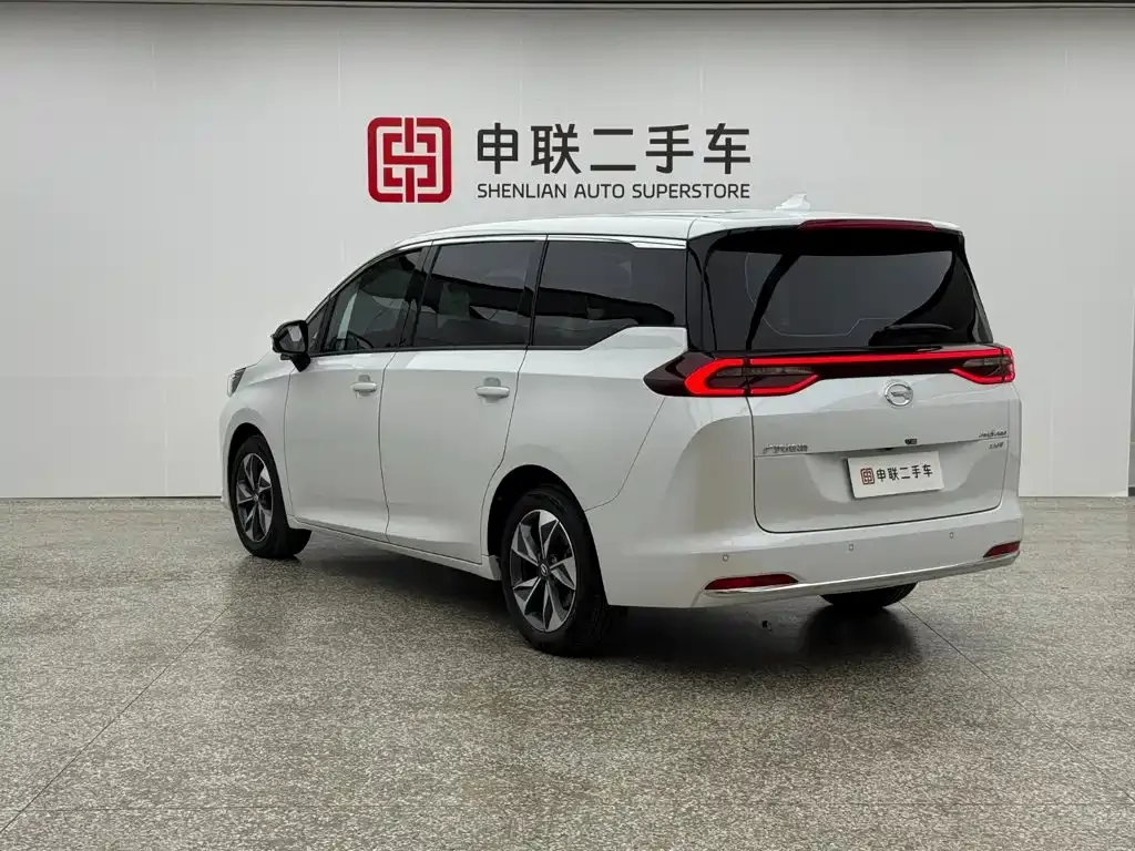 GAC Motor Trumpchi M6 — фото 6