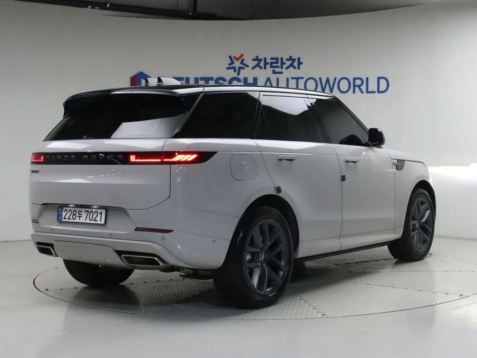 Land Rover Range Rover Sport — фото 3