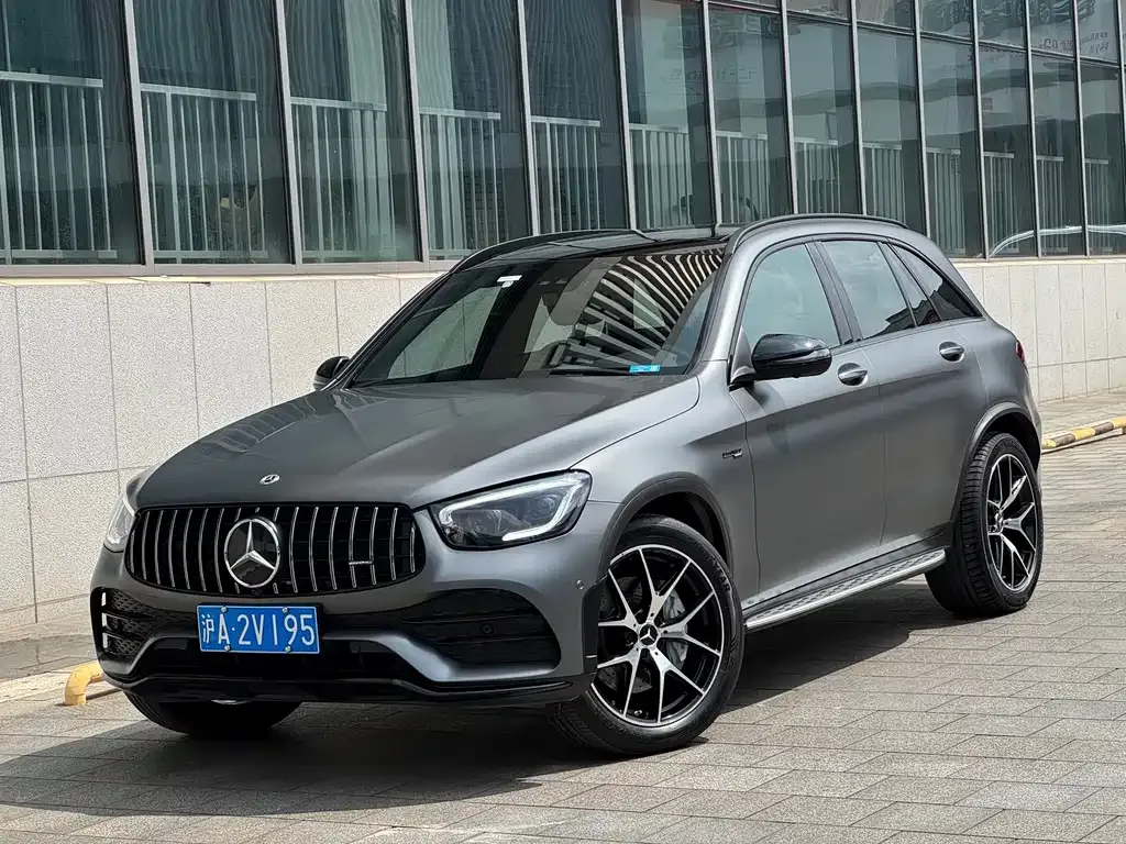 Mercedes-Benz GLC AMG — фото 1