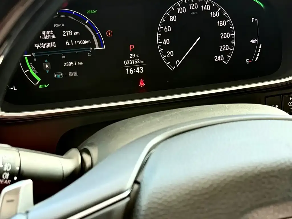 Honda Odyssey — фото 10