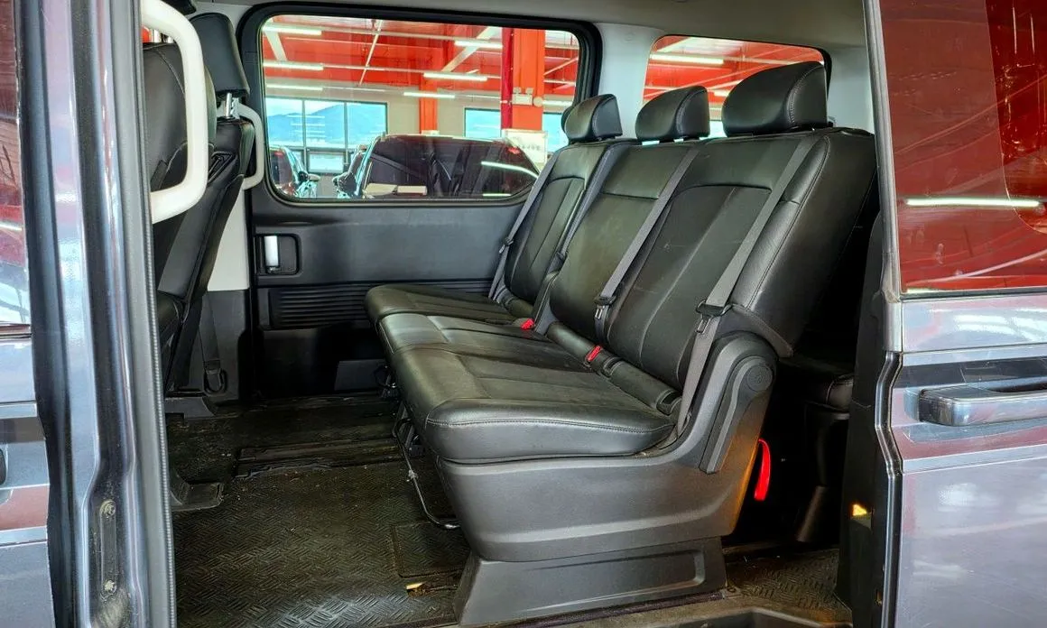 Hyundai Staria — фото 3