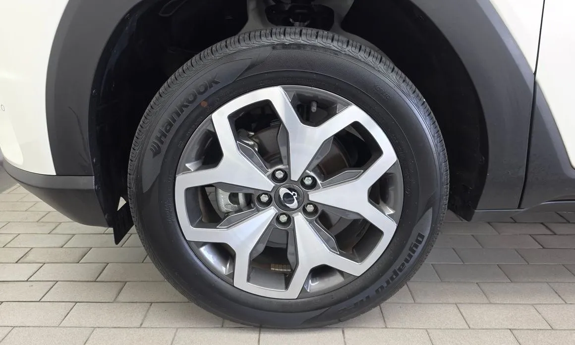KG Mobility (Ssangyong) Torres — фото 10