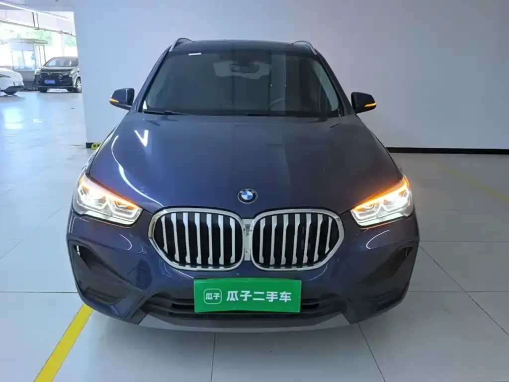 BMW X1 — фото 10