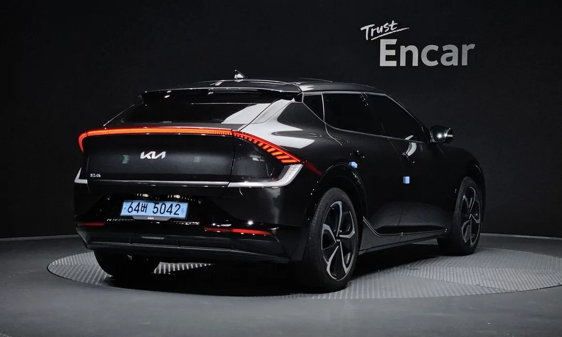 Kia EV6 — фото 5