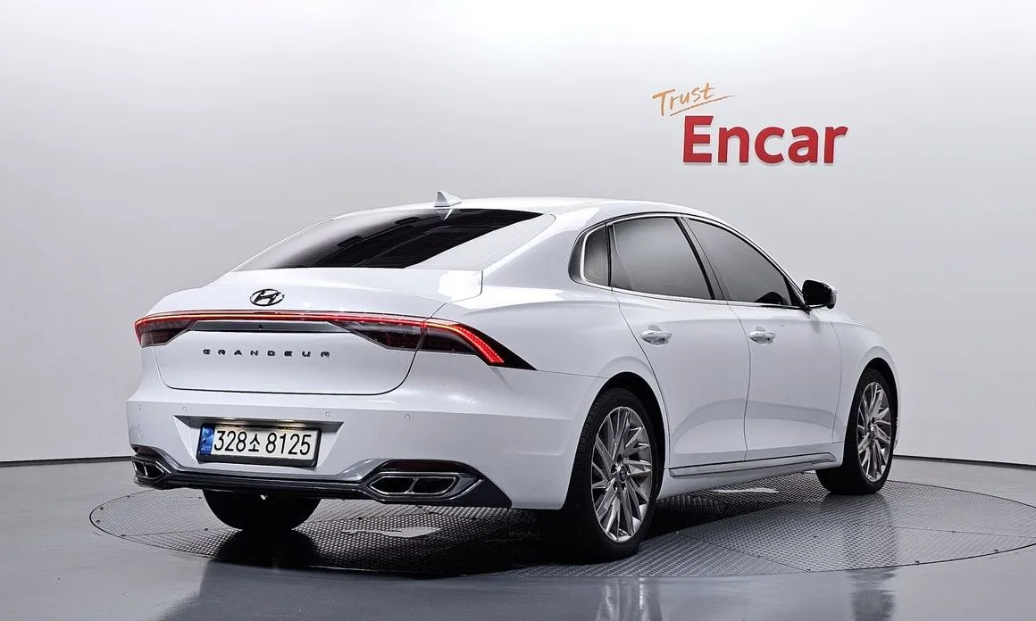 Hyundai Grandeur — фото 4