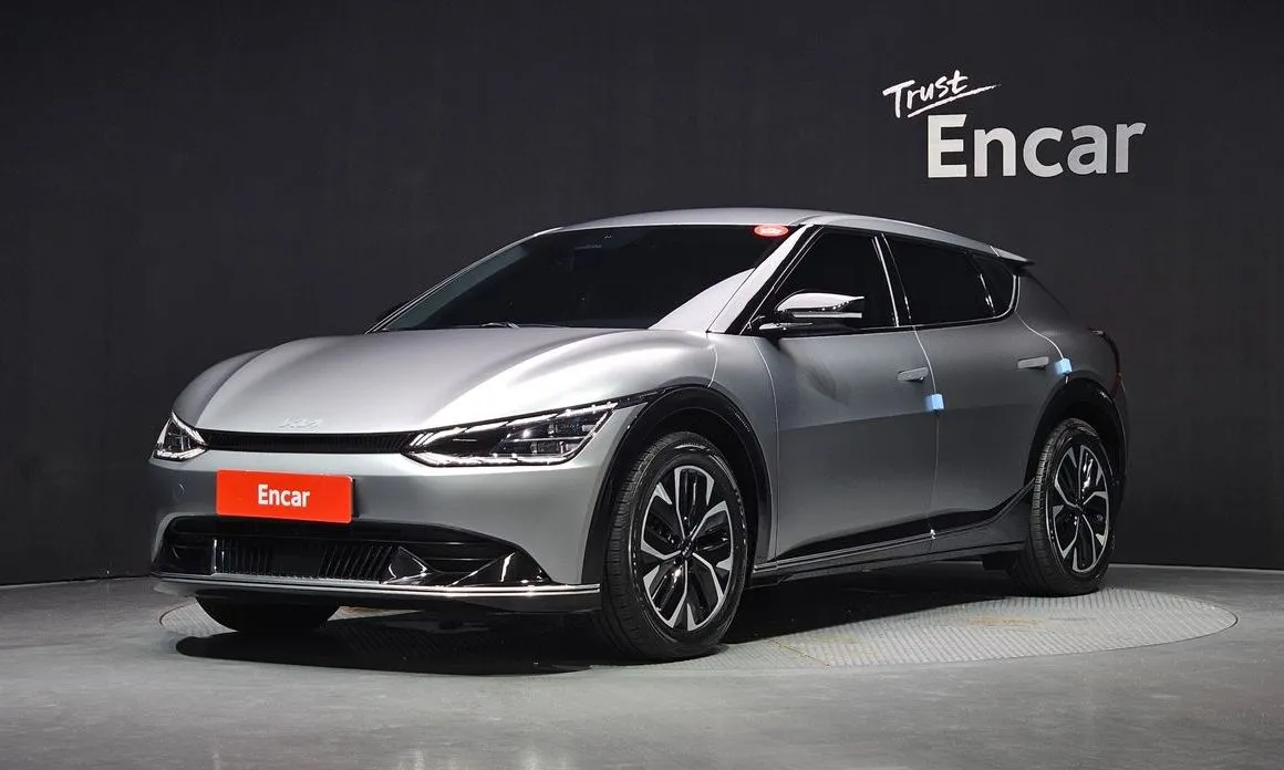 Kia EV6 — фото 1