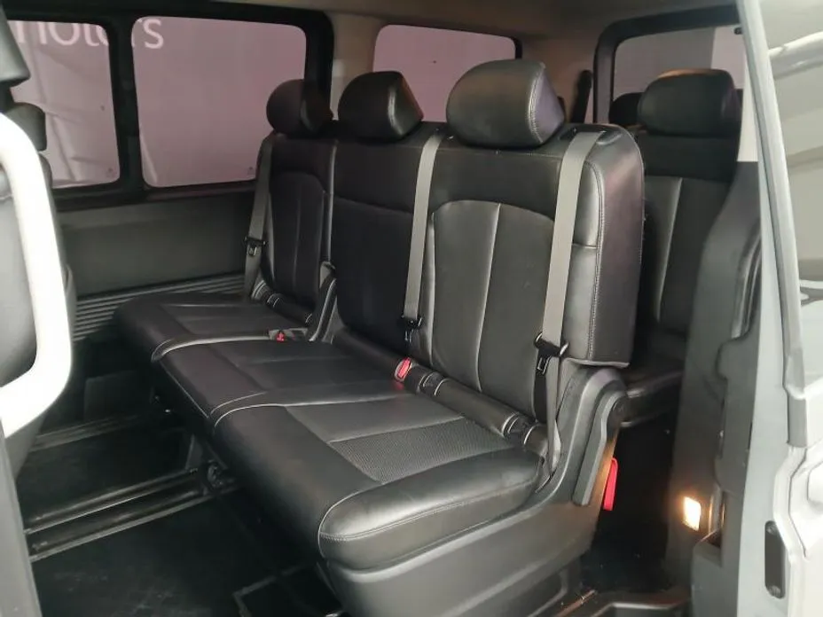 Hyundai Staria — фото 2