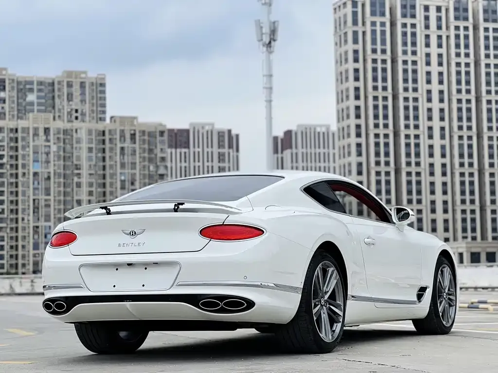 Bentley Continental — фото 9