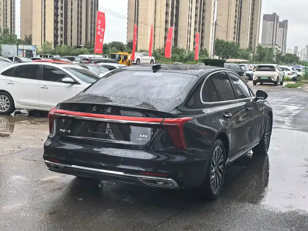 Hongqi H5 — фото 6