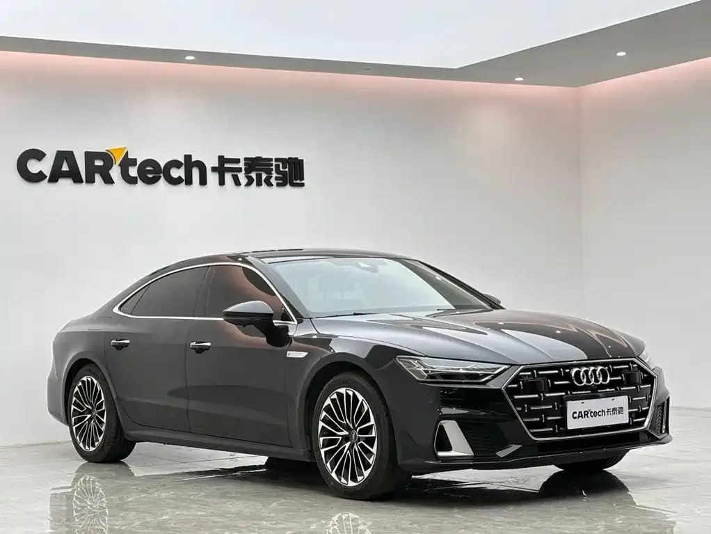 Audi A7L — фото 10