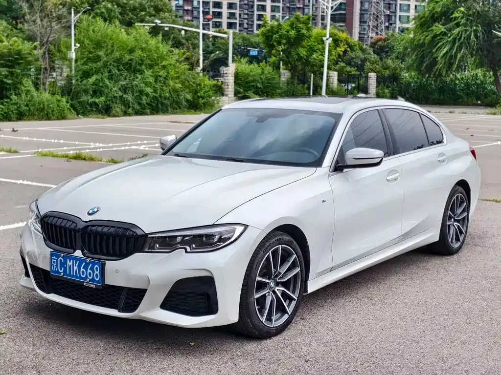 BMW 3 Series — фото 1