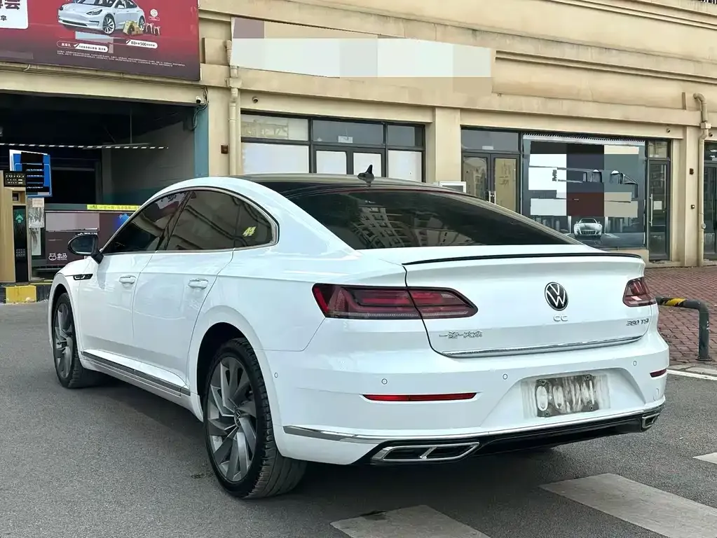 Volkswagen CC — фото 2