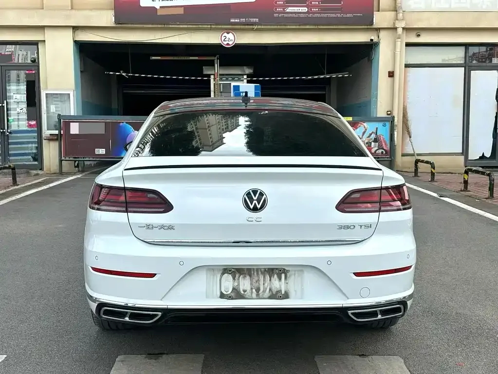 Volkswagen CC — фото 9