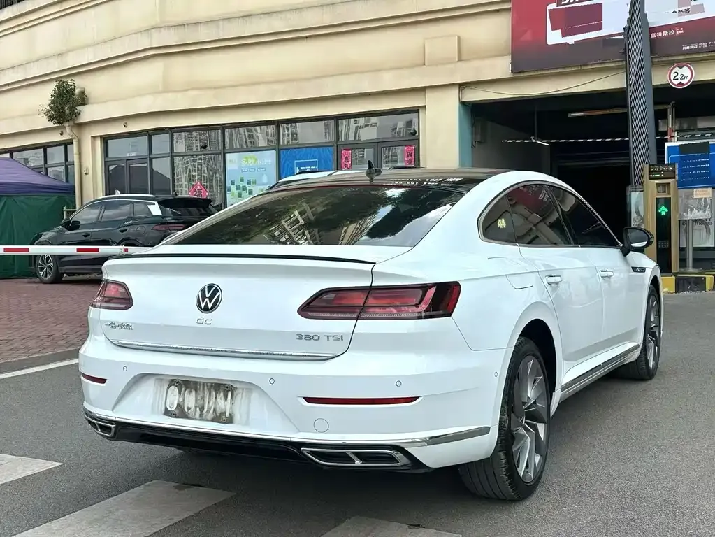 Volkswagen CC — фото 8