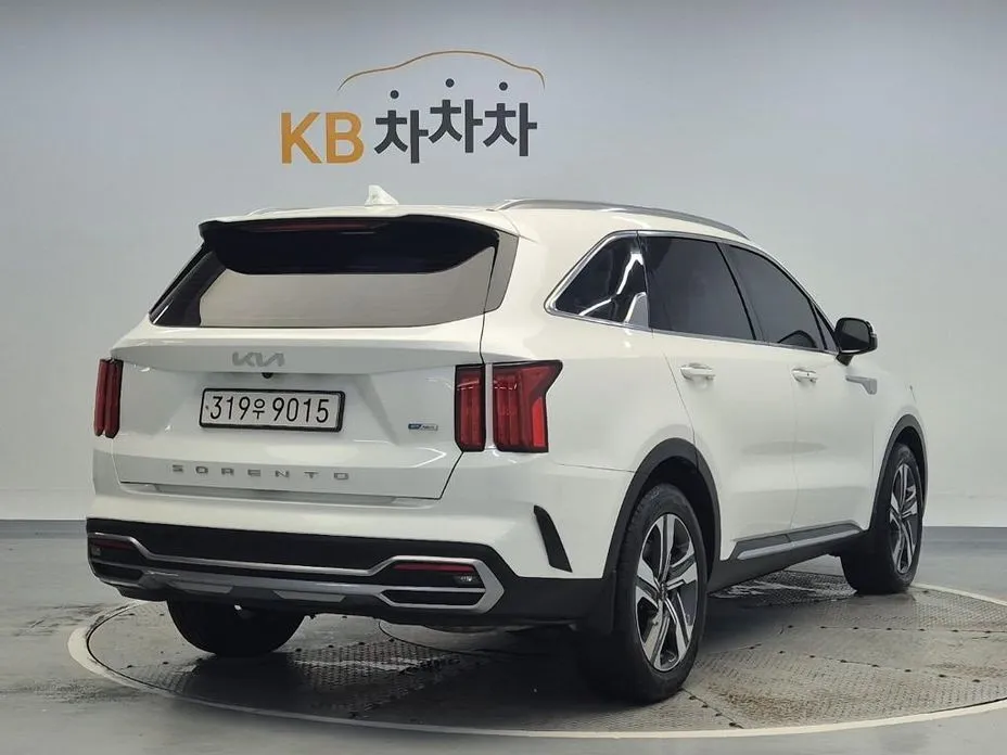 Kia Sorento — фото 4