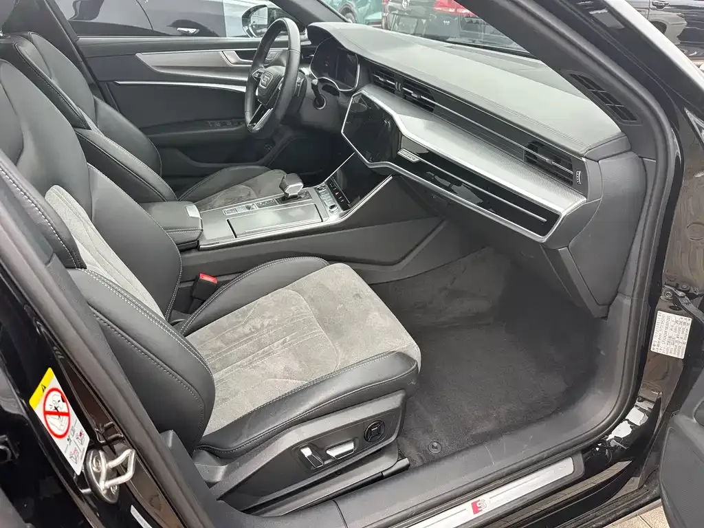 Audi A6L New Energy — фото 3