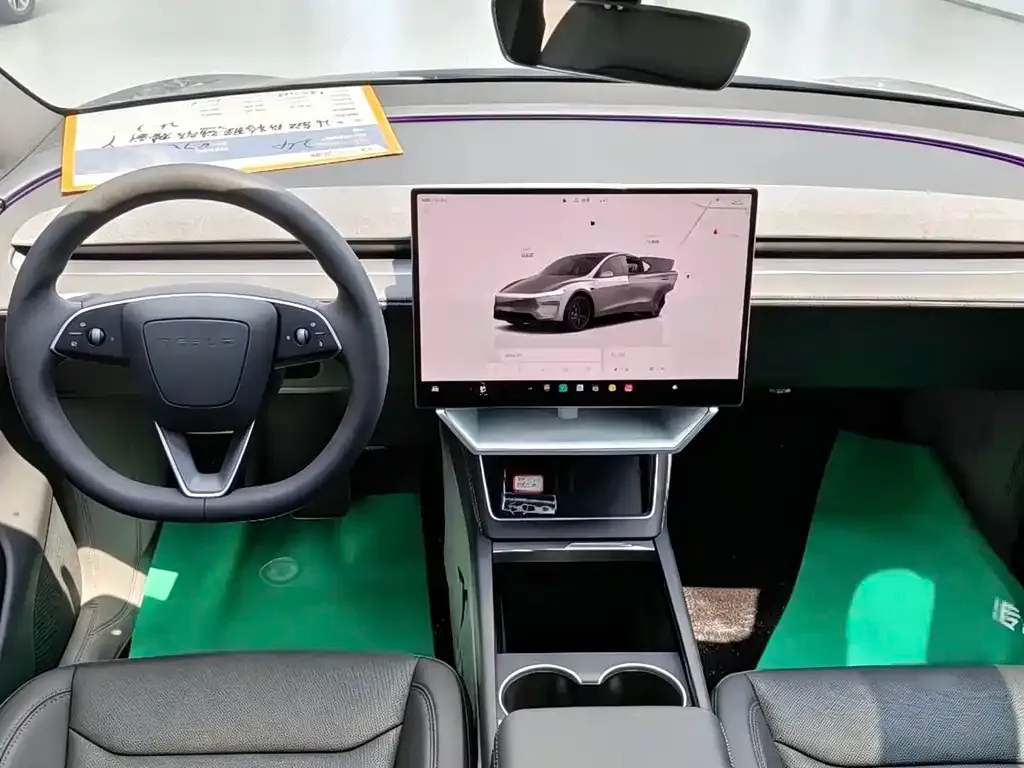 Tesla Model Y — фото 8
