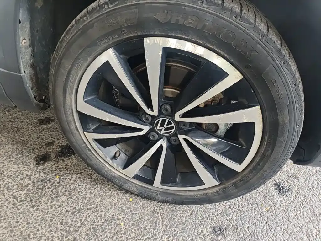 Volkswagen Tharu — фото 4