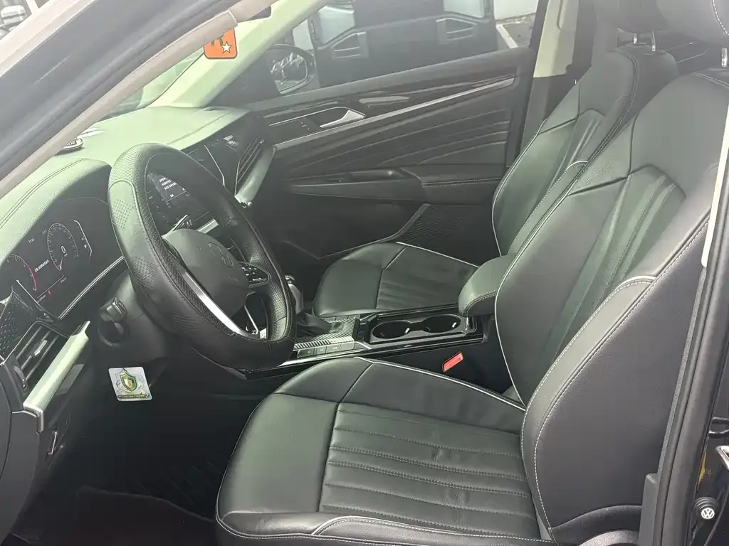Volkswagen Passat — фото 9