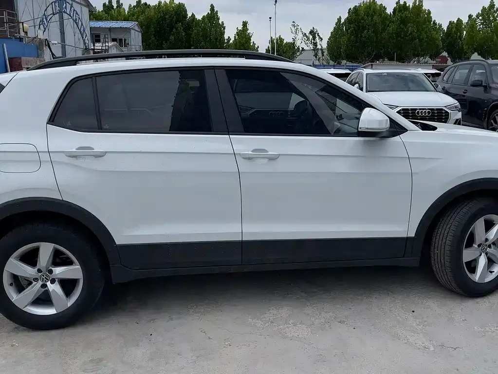 Volkswagen T-Cross — фото 3