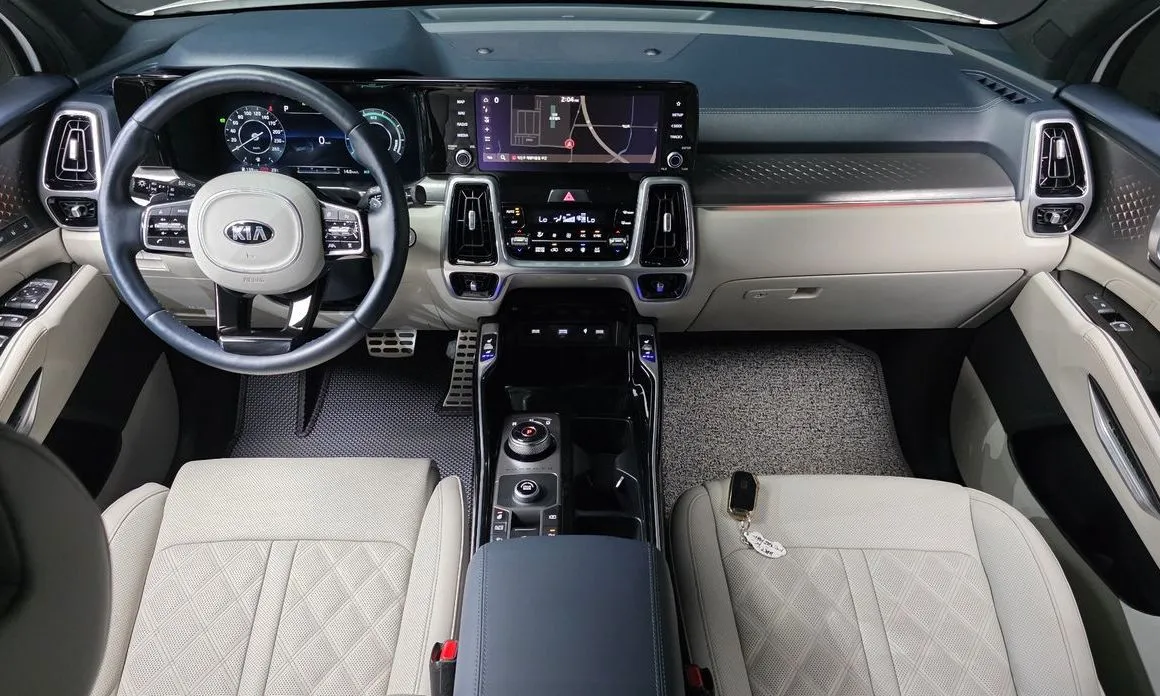 Kia Sorento — фото 10