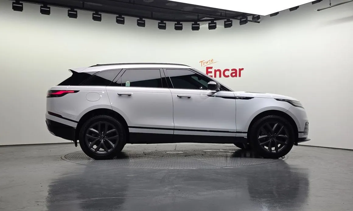 Land Rover Range Rover Velar — фото 9