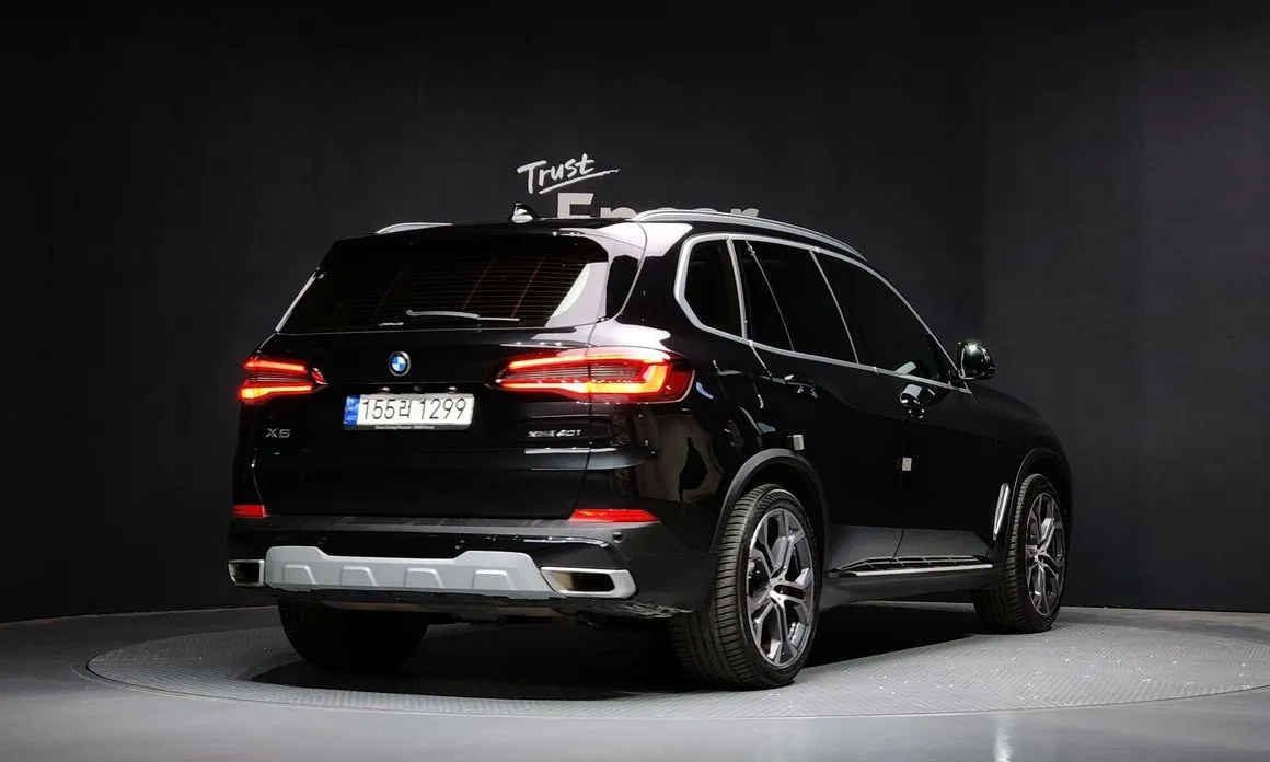 BMW X5 — фото 2