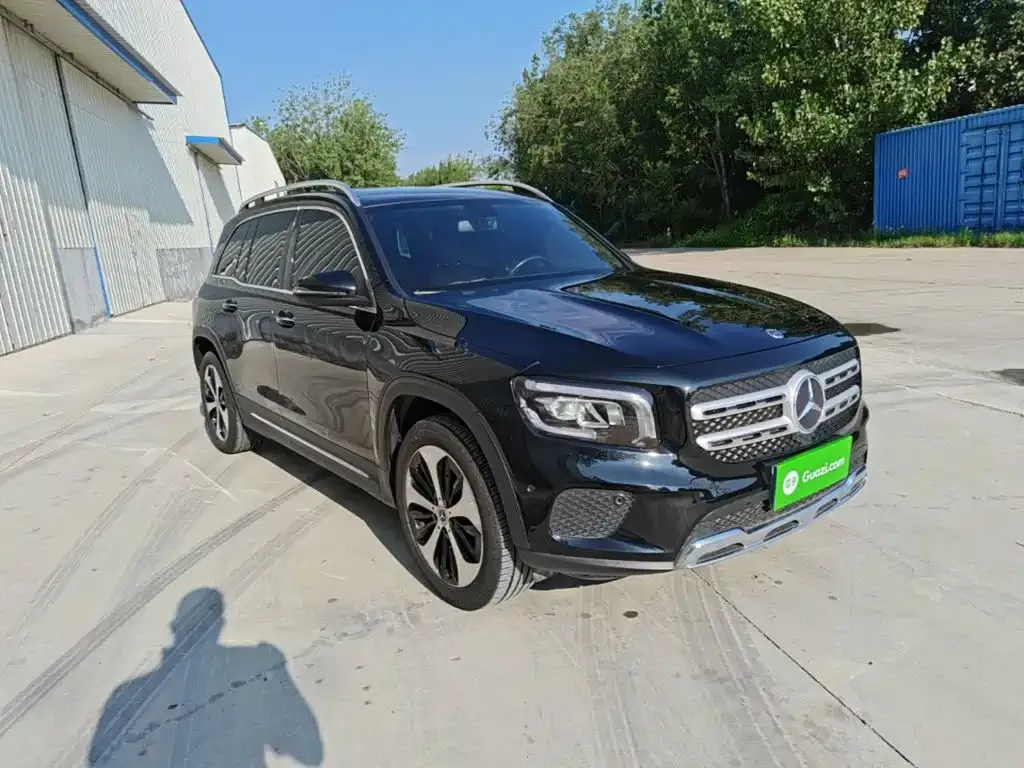 Mercedes-Benz GLB — фото 10
