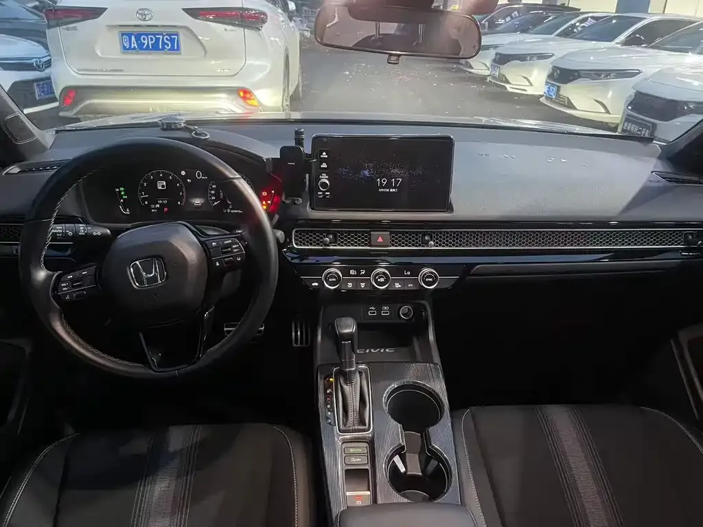 Honda Civic — фото 4