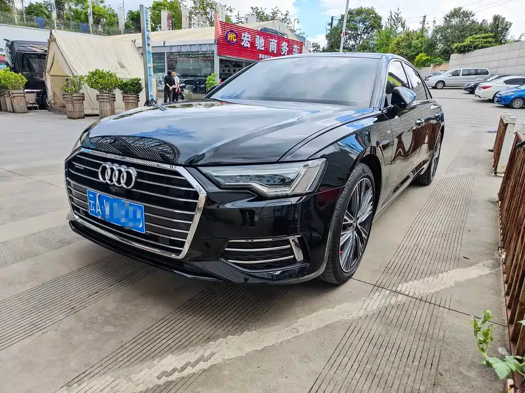 Audi A6L — фото 9