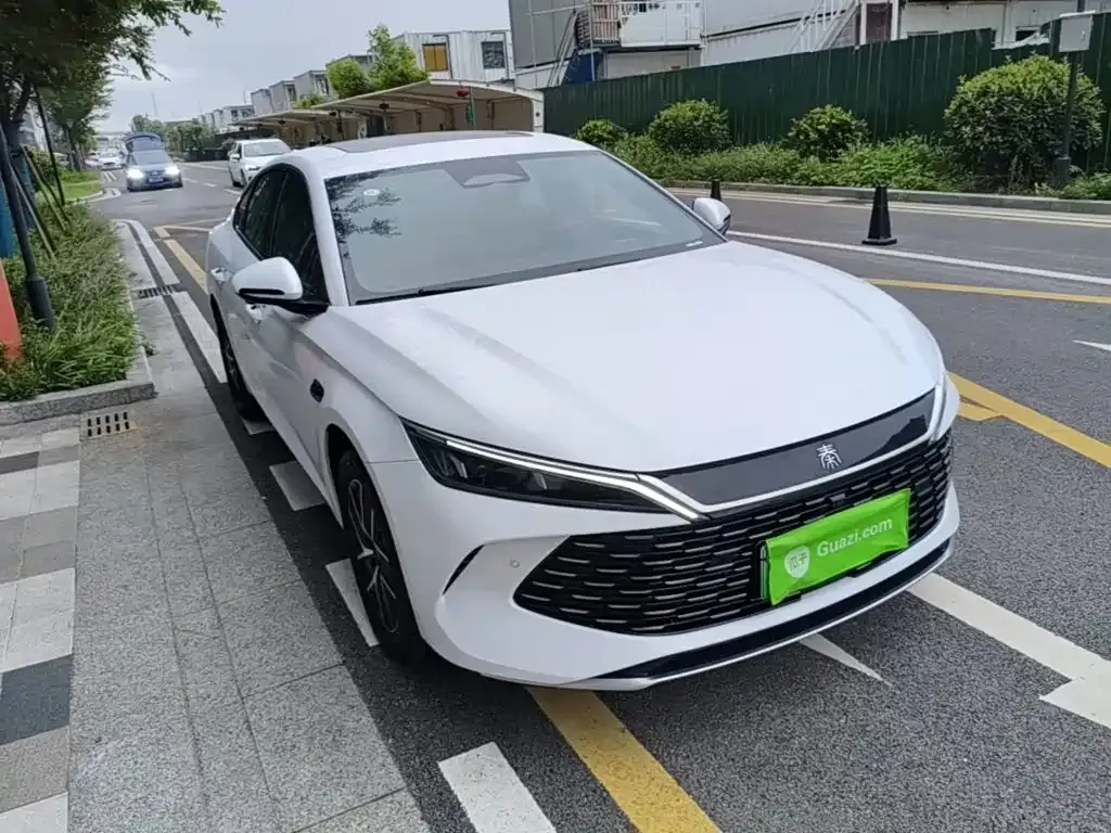 BYD Qin L — фото 4
