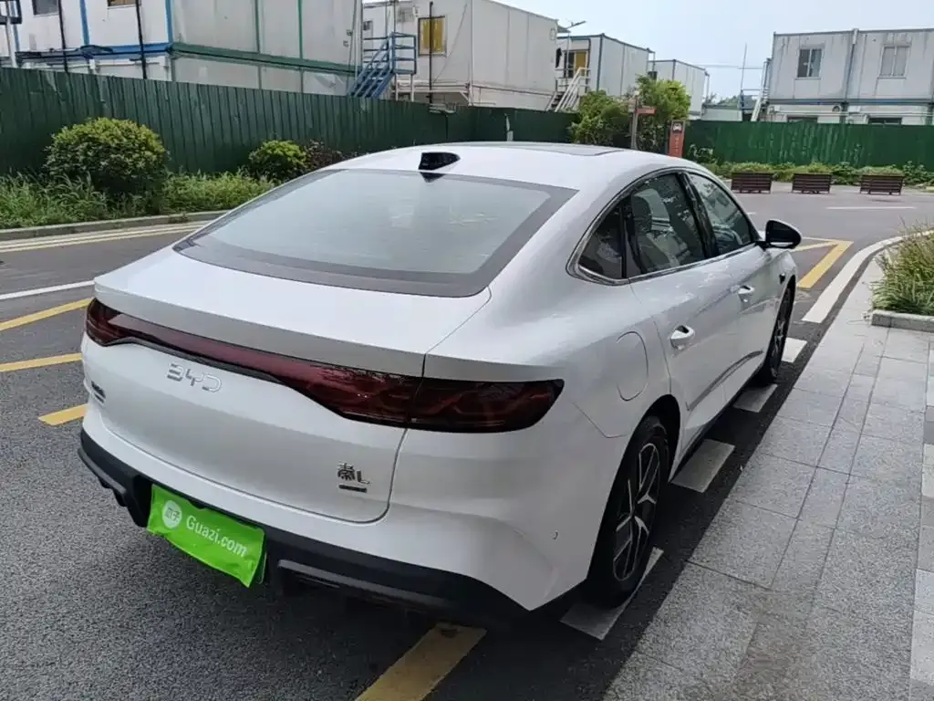 BYD Qin L — фото 6
