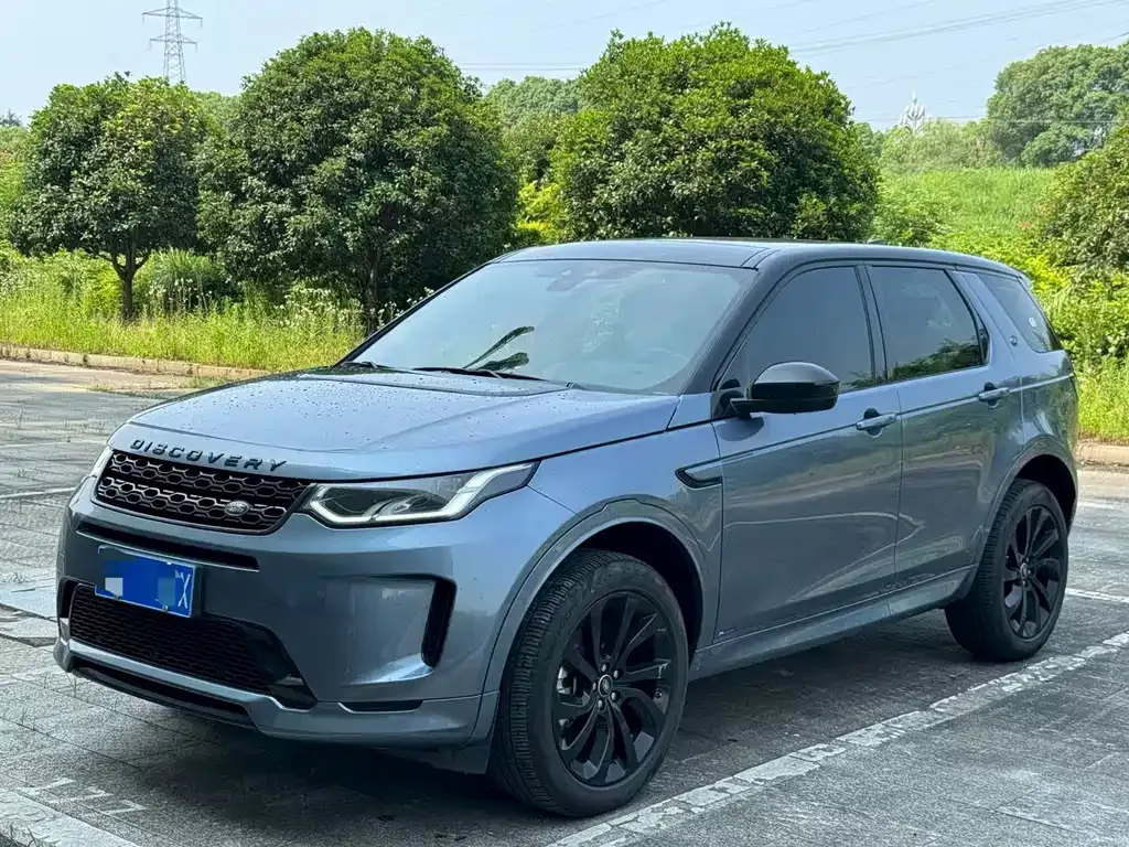 Land Rover Discovery Sport — фото 1
