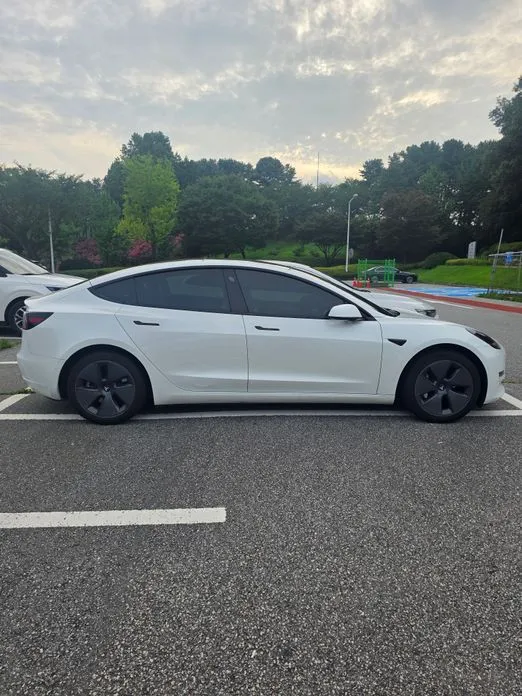 Tesla Model 3 — фото 6