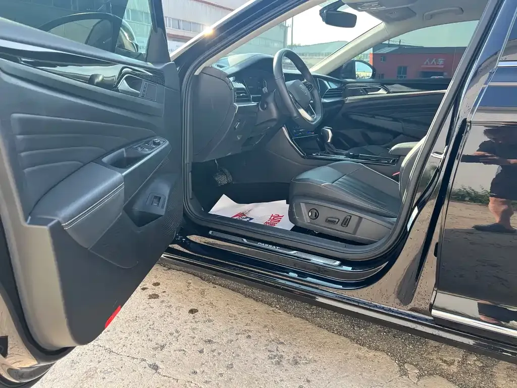 Volkswagen Passat — фото 9