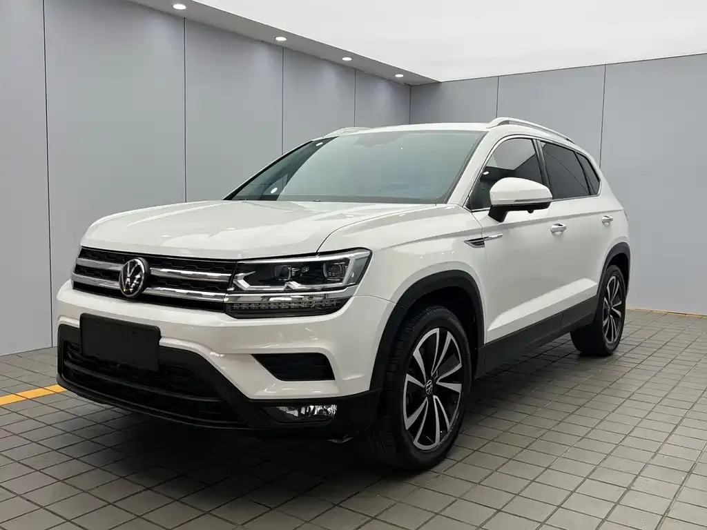 Volkswagen Tharu — фото 1