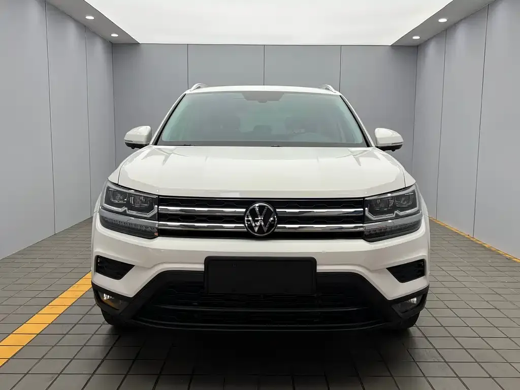 Volkswagen Tharu — фото 3