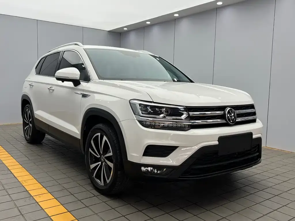 Volkswagen Tharu — фото 4