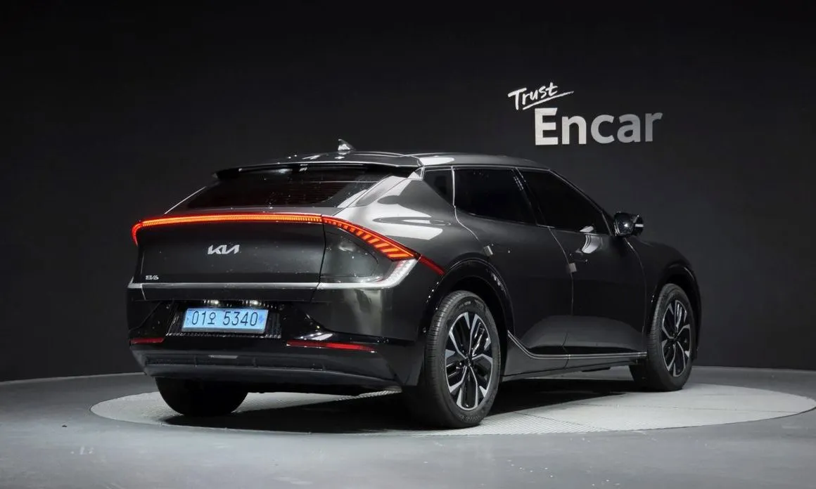 Kia EV6 — фото 4
