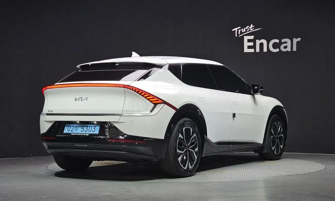 Kia EV6 — фото 5