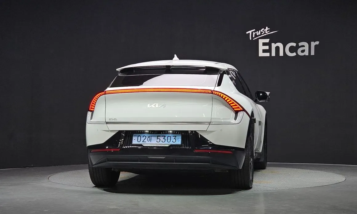 Kia EV6 — фото 2