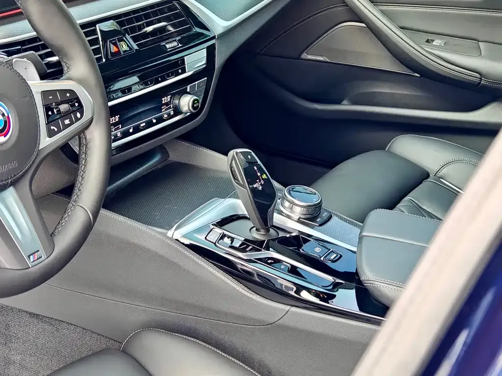 BMW 5 Series (Import) — фото 10