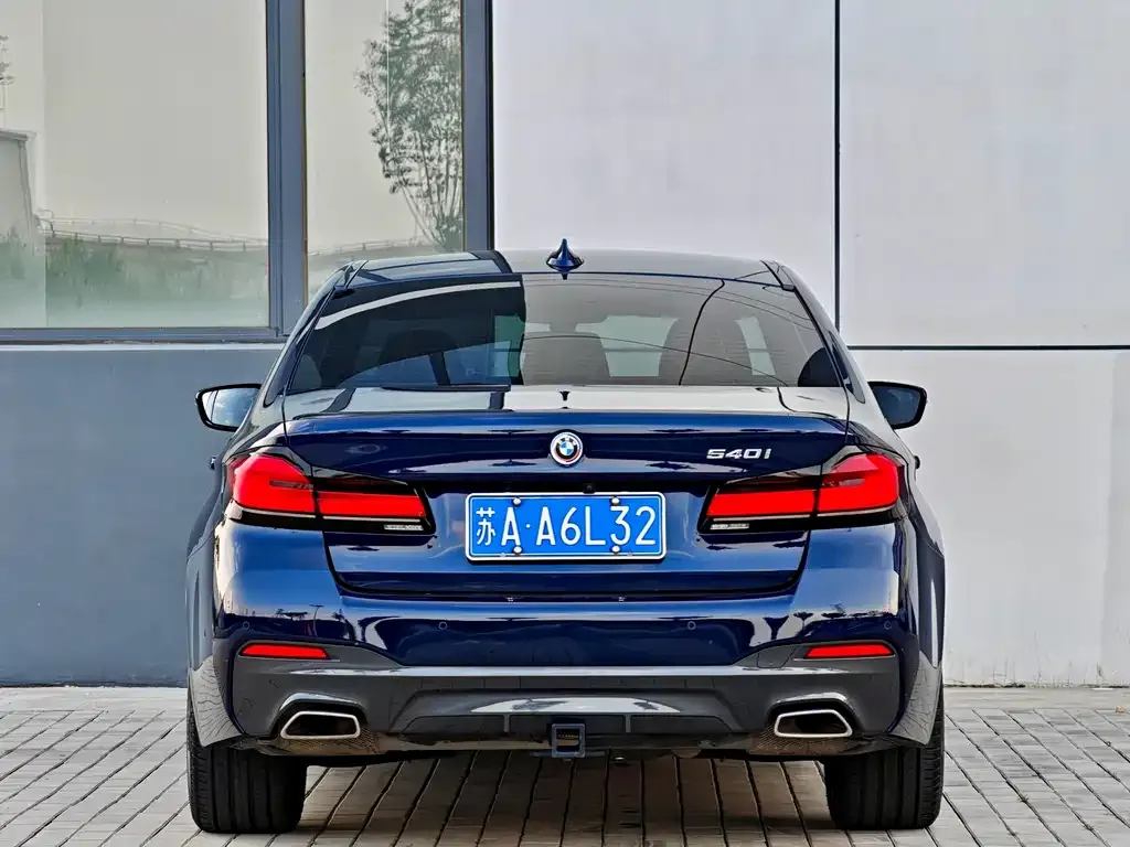 BMW 5 Series (Import) — фото 3