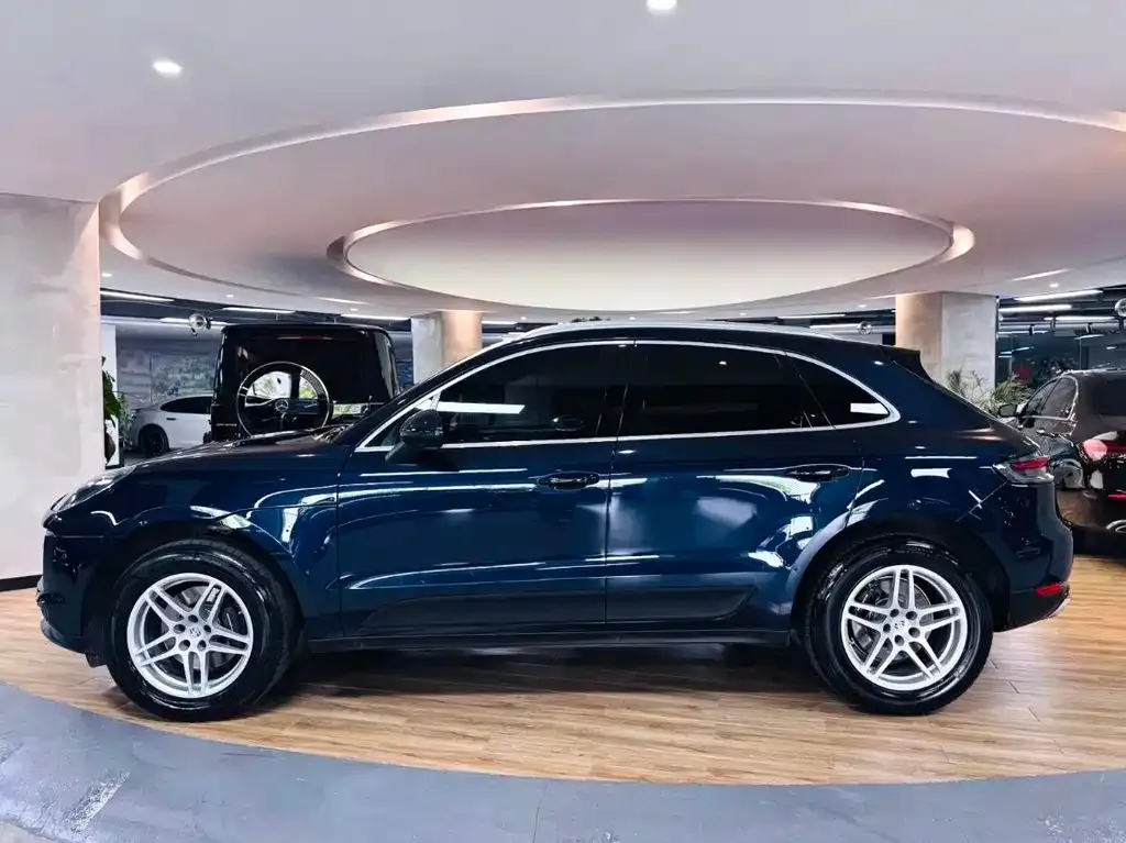 Porsche Macan — фото 7