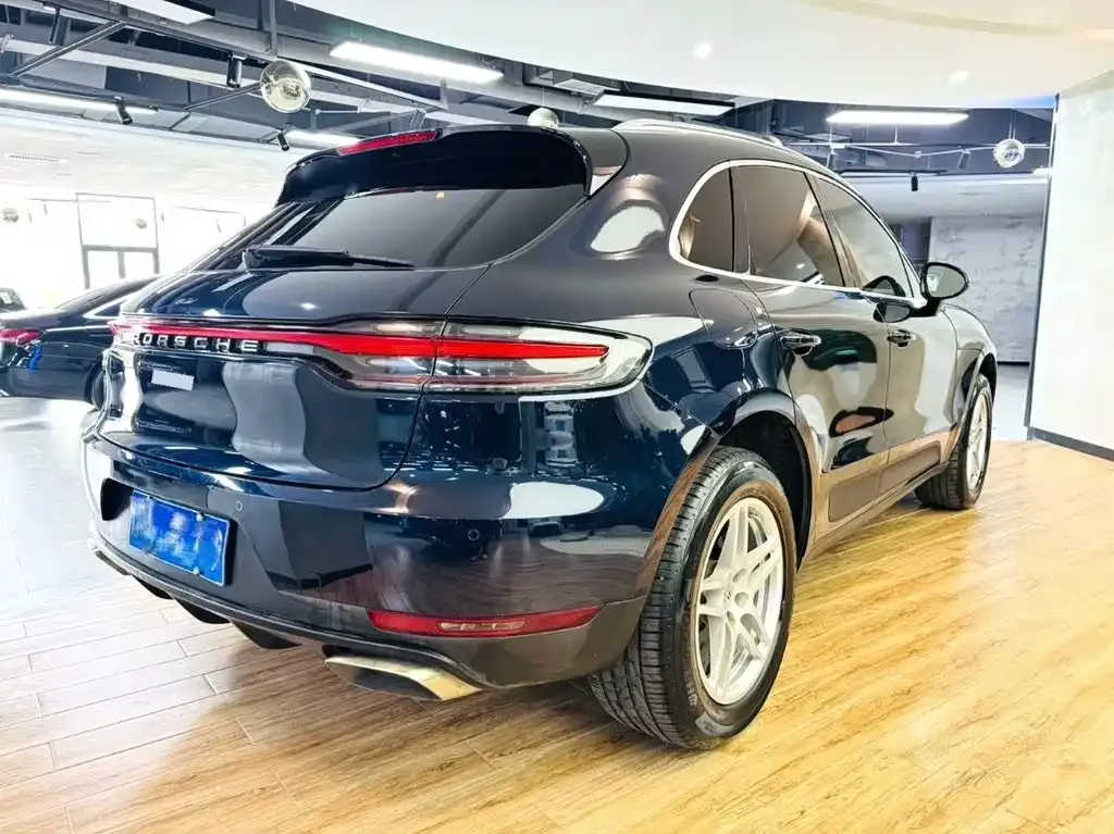 Porsche Macan — фото 9