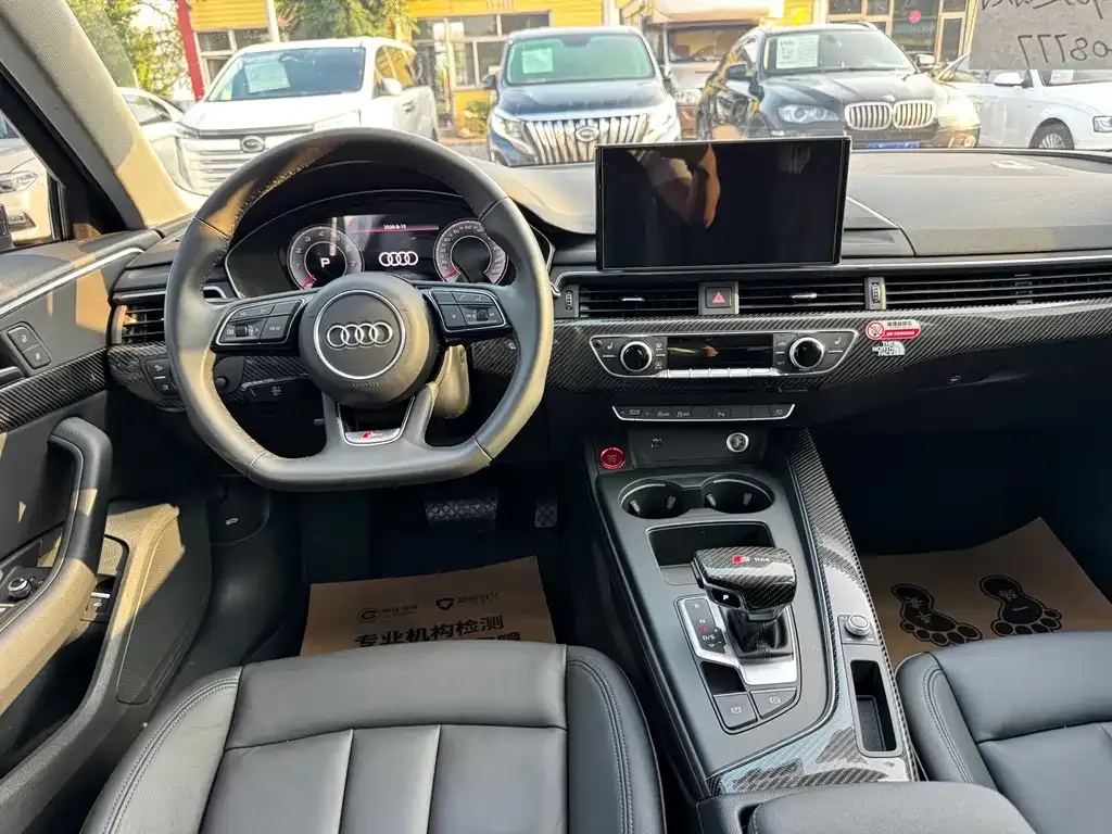 Audi A4 (Import) — фото 6