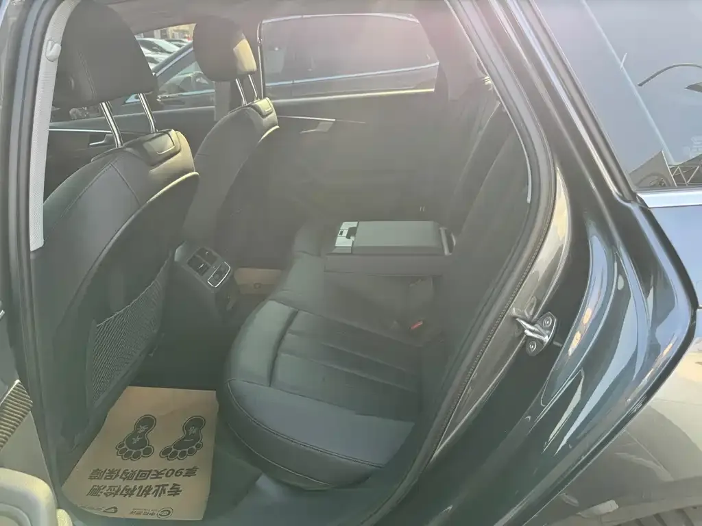 Audi A4 (Import) — фото 2