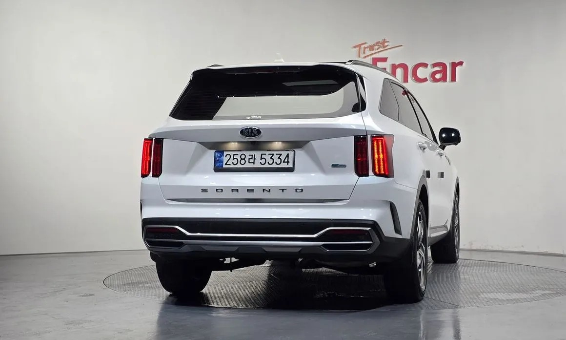 Kia Sorento — фото 3